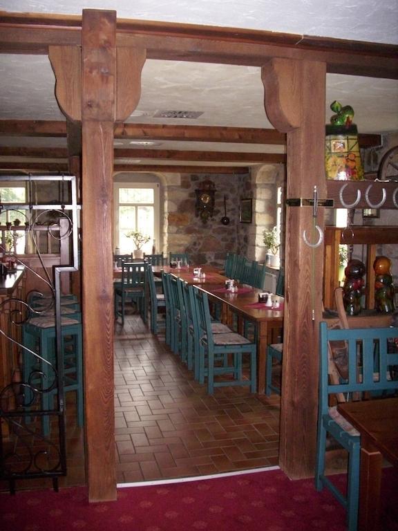Gasthof Und Landhotel Zur Ausspanne Klipphausen Esterno foto